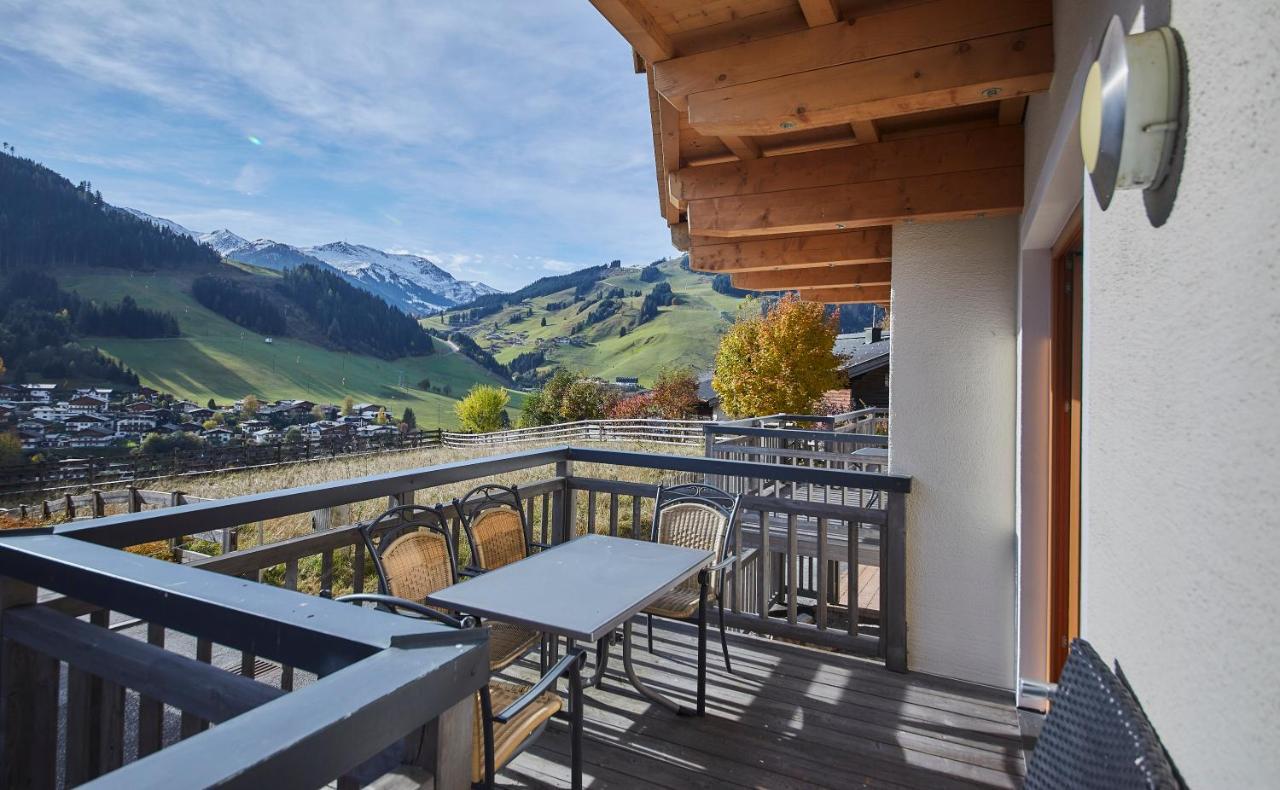 Appartements Hollandia Saalbach-Hinterglemm Exterior foto