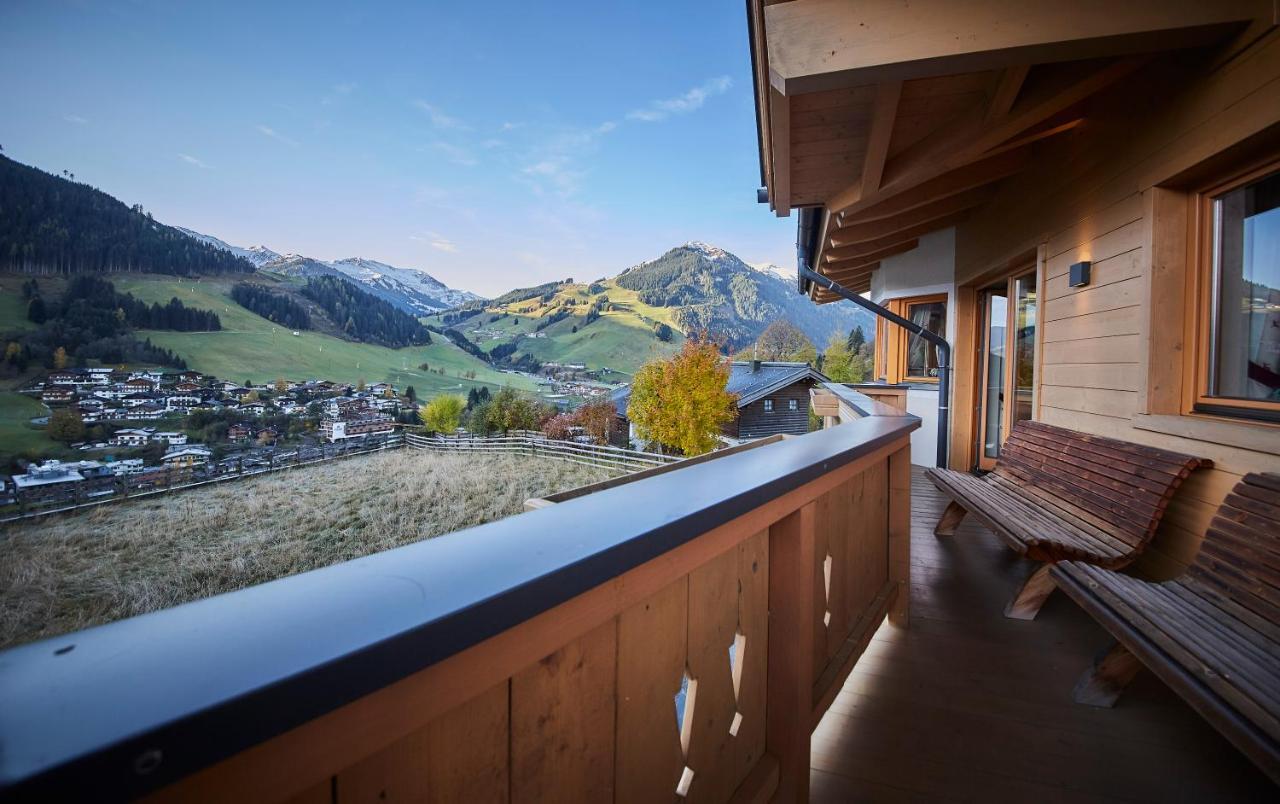 Appartements Hollandia Saalbach-Hinterglemm Exterior foto