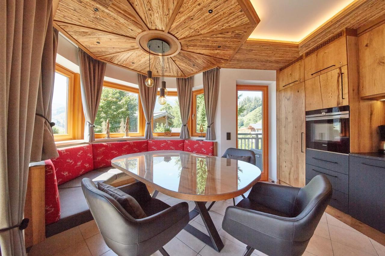 Appartements Hollandia Saalbach-Hinterglemm Exterior foto