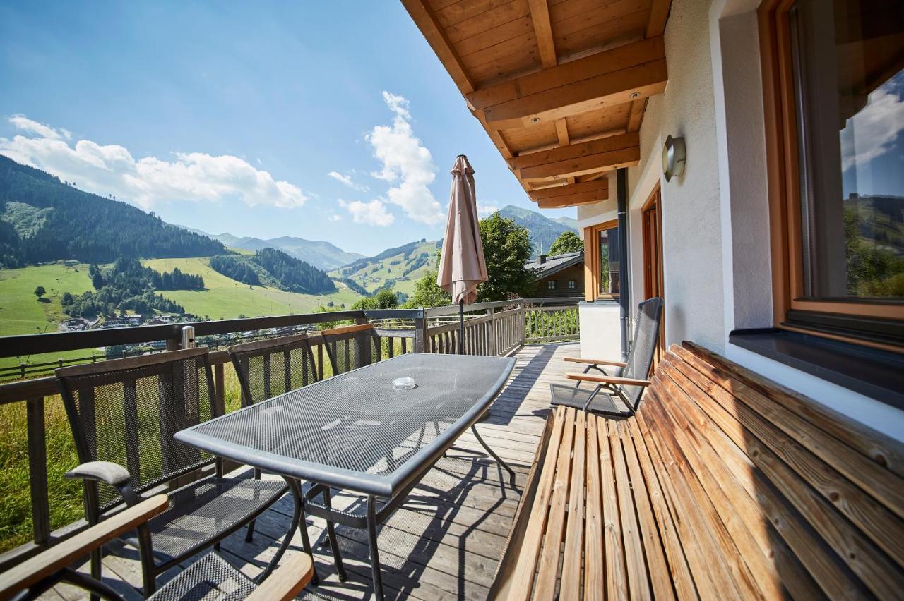 Appartements Hollandia Saalbach-Hinterglemm Exterior foto