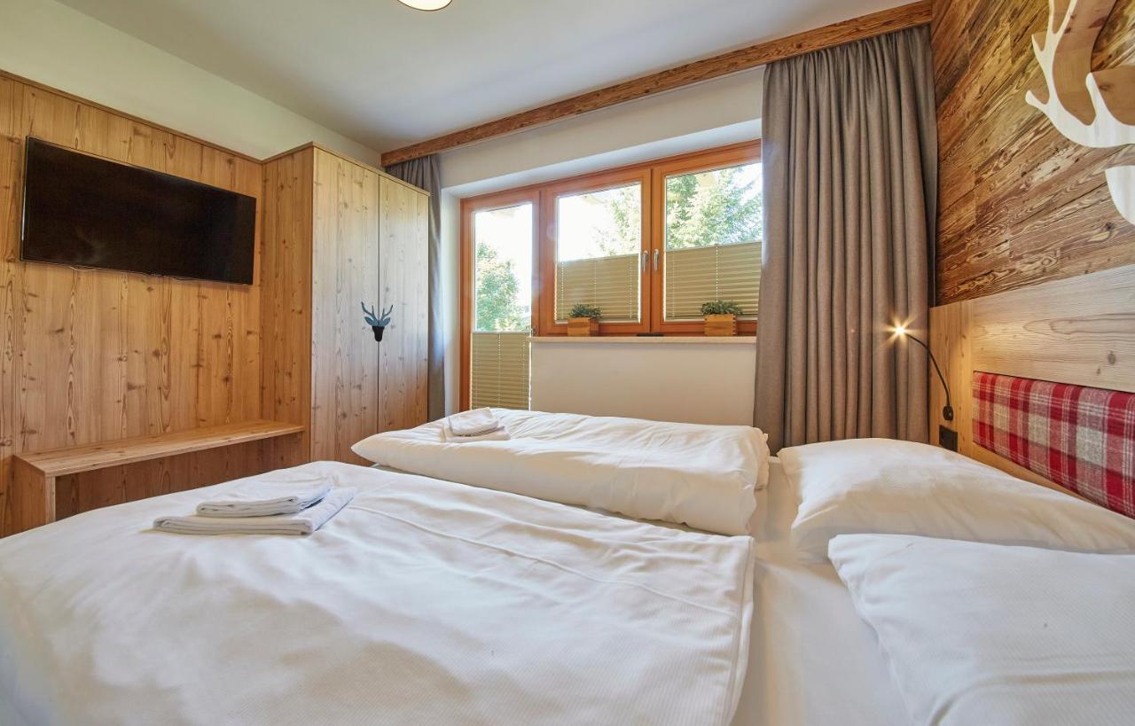 Appartements Hollandia Saalbach-Hinterglemm Exterior foto